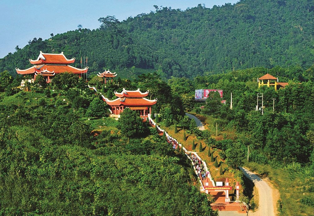 Thái Nguyên 2 Ngày 1 Đêm – Hồ Núi Cốc & Khu Bảo Tồn Thần Sa – Phượng Hoàng